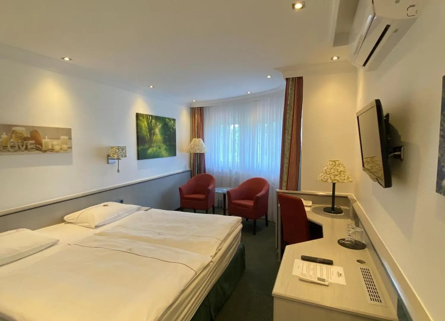 Landhaus Alpinia Berlín 4*,