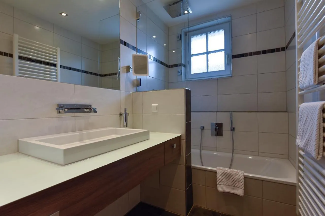Landhaus Alpinia Berlin 4*,  Germany